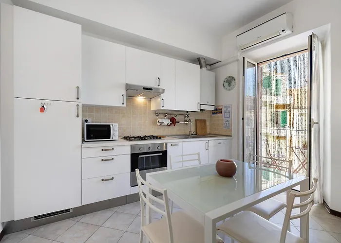 Casa Nel Cuore Di Апартаменты Лоано