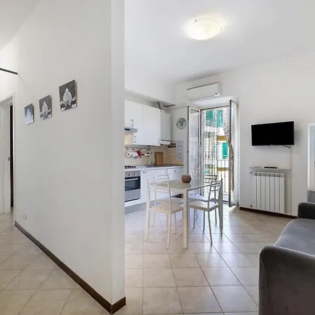 Casa Nel Cuore Di * Loano